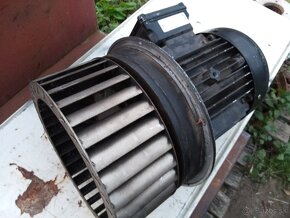 Elektromotor 3kW , 2900ot. s vrtuľou - 6