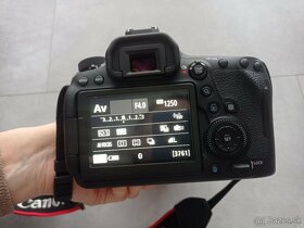 Canon EOS 6D Mark II. - 6