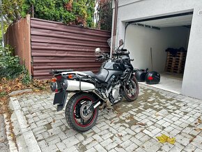 Suzuki DL1000 V-Strom - 6