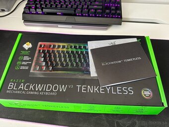 Razer BlackWidow V3 Tenkeyless (Yellow Switch) - 6