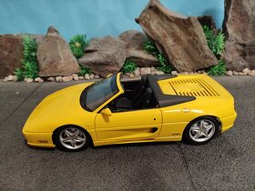 prodám model 1:18 ferrari f355 spider - 6