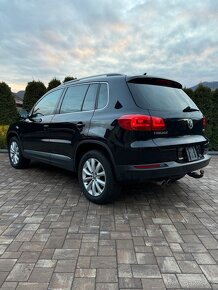 Volkswagen Tiguan 2.0 TDi 4MOTION/DSG - 6