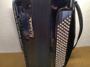 gombíkový chromatický akordeon Hohner Maestro IV - 6