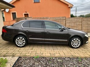 Škoda Superb 2.0 TDI Elegance - 6