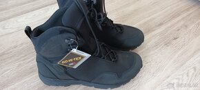 BOSP špeciálna obuv GORETEX, VIBRAM, č 30 - 6