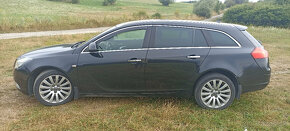 Opel Insignia Sports Tourer SW - 6