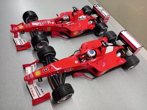 2x F1 FERRARI F2000 2000 MICHAEL SCHUMACHER HOTWHEELS 1:18 - 6