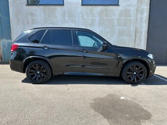 BMW X5 X-drive 40d A/T - 6