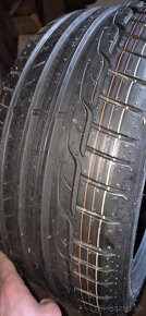 DUNLOP 225/40 R 18 - 6