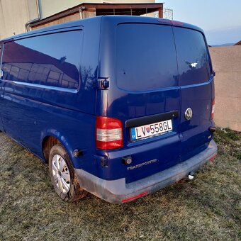 Predám VW Transporter T5 long - 6