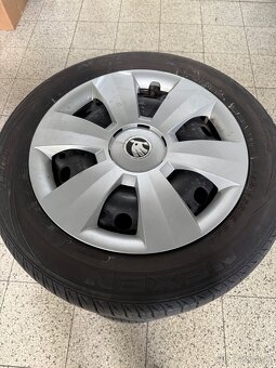 185/60 R15 predám disky a letné pneumatiky - 6