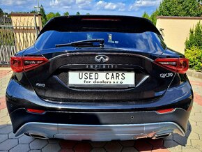 Infiniti Q30 2,2D 125kW AWD 4x4 Priemium Lux - 6