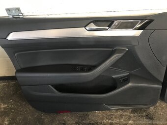 Interiér vw passat b8 higline alcantara - 6