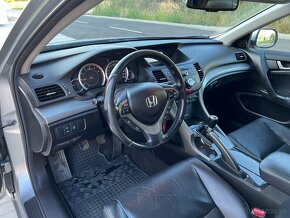 Honda Accord Tourer 2.2 - 6