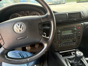 Rozpredam VW Passat B5 2004 3,0 V6 - 6