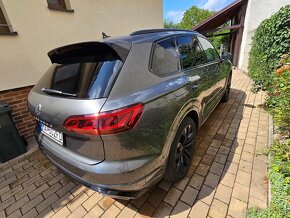 Volkswagen Touareg 3.0 TDI R-Line 4Motion A/T - 6