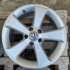 ORIGINÁL VW HLINÍKOVÉ DISKY 5x112 R17 - 6