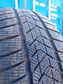 245/50R19 Zimné Pirelli RFT 2022 - 6