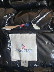 Predam detsku bundu Moncler - 6