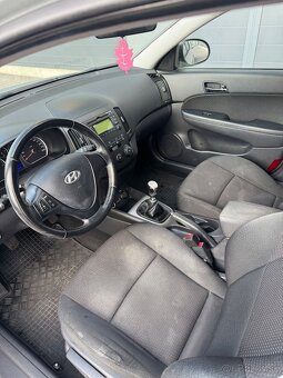 Hyundai i30 1.4 16V 80kw - 6