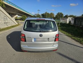 VW Touran 1.9TDI DSG model rok 2010 - 6