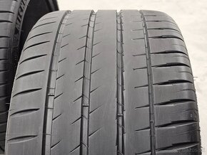 Michelin ps4s 295 30 r19 / 235 35 r19 Porsche 997 - 6