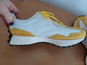 Tenisky New Balance 327, č.41,5 - 6