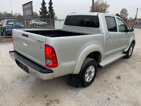 Toyota Hilux DK 2,5 D-4D 145 City - 6