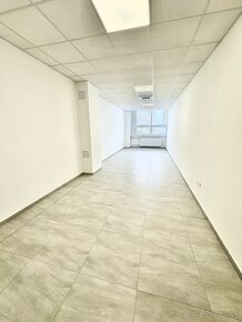 NA PRENÁJOM: Klimatizovaná kancelária s výmerou 32m2 na Prie - 6