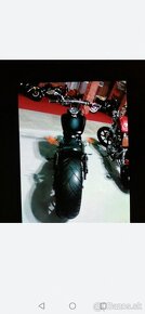 Honda VT750DC Black Widov custom prestavba - 6