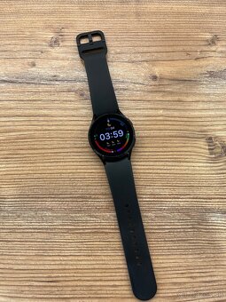 Predam Samsung Galaxy Watch 4 cierne 40mm - 6