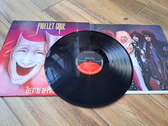 Lp Mötley Crüe - Theatre of Pain - 6