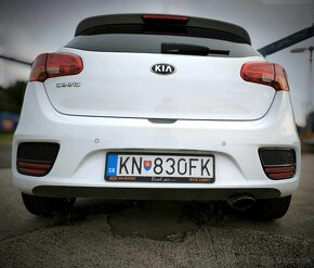 Kia Cee´d 1,6 GDI Strieborná edícia - 6