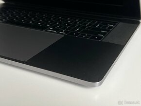 MacBook Pro 15-palcový (2018) 32GB / 512GB Silver - 6