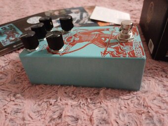 Walrus Audio Deep Six  V3 Compressor - 6