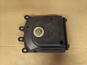 reproduktor BMW E60 E61 525D - 6