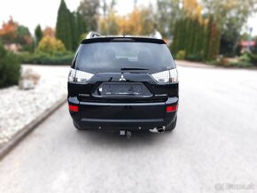 Mitsubishi Outlander 2.4 benzín 125kw, automat. CVT  4WD - 6