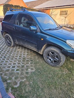 Toyota Rav4 - 6