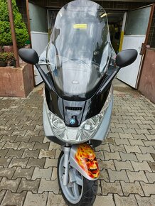 Piaggio x8 200 - 6