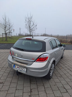 Predám Opel Astra 1.9 CDTi 120k A/T - 6