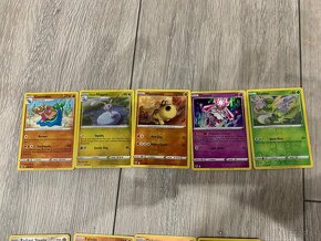 Predám POKEMON karty + Battle deck + Ochranné fólie, krabice - 6