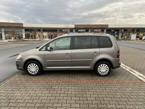 Volkswagen Touran 2.0 TDi 103kw 6 rychl 1.maj v ČR - 6