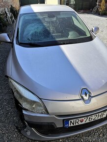 Renault MEGANE - 6