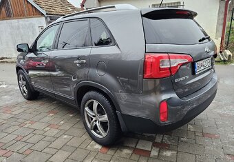 Kia Sorento - 6