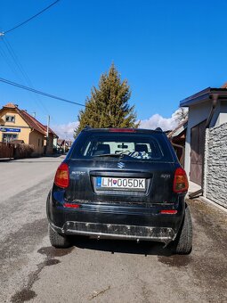 Predam havarovane Suzuki SX4 1.5 82kw - 6