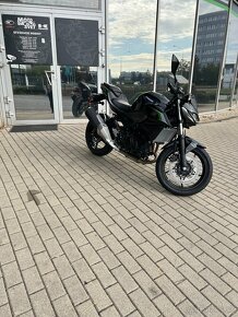 Kawasaki Z500 čierna - 6