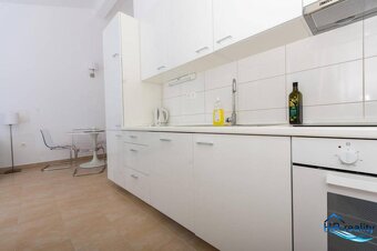 Trogir, Čiovo – zariadený apartmán s výhľadom na more - 6