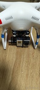 Phantom 2 + GoPro 3 + Futaba T8J + Display - 6