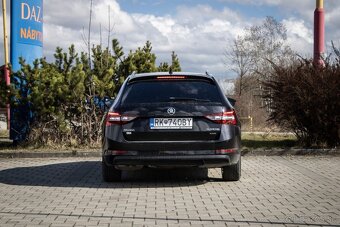 Škoda Superb Combi 2.0 TDI 190k 4x4 Style DSG EU6 Black - 6