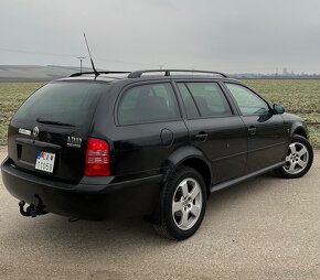 Škoda Octavia 1.8T 4x4 Swiss Ice Hockey - 6